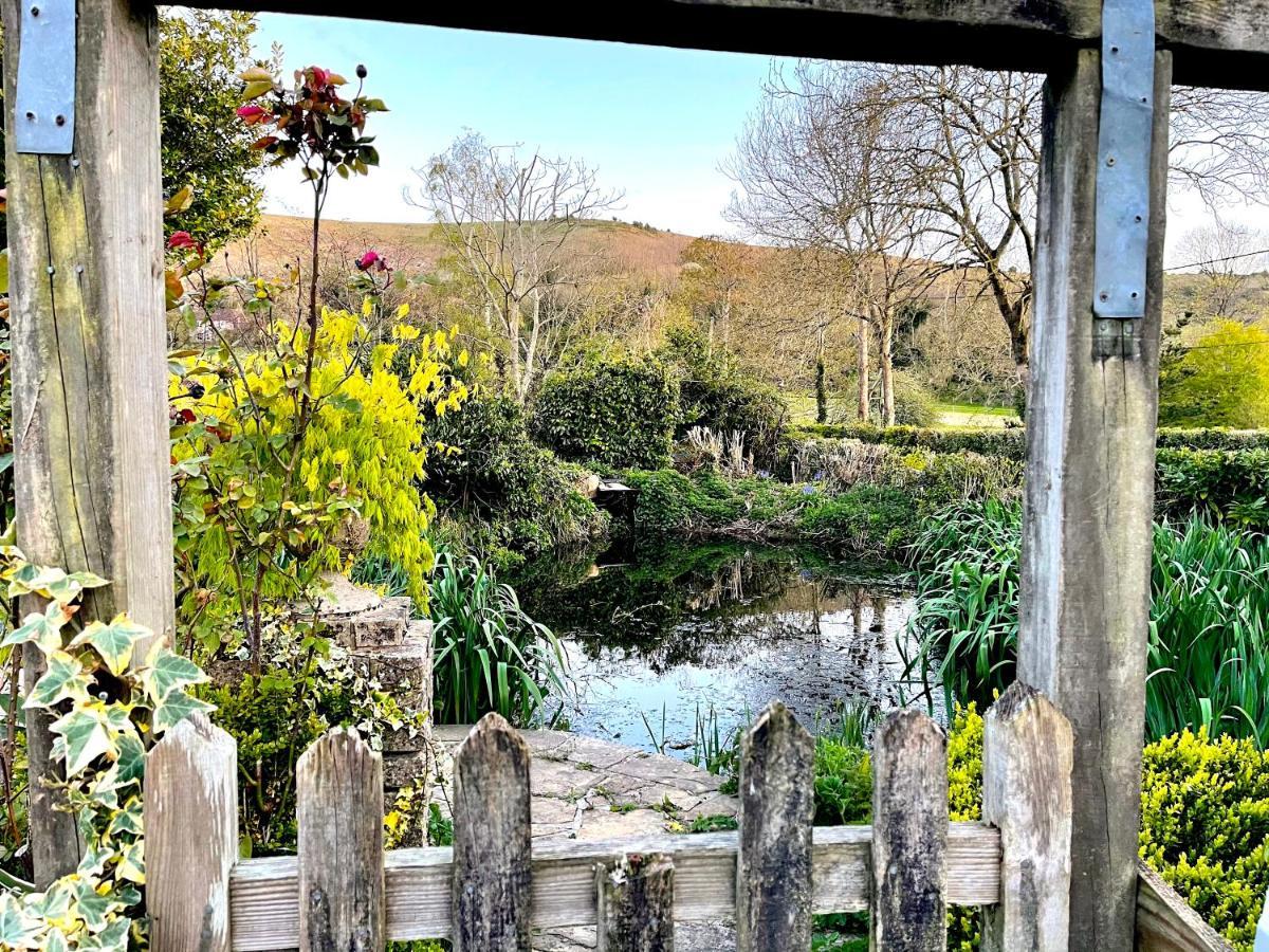 Tovey Lodge Hassocks ภายนอก รูปภาพ