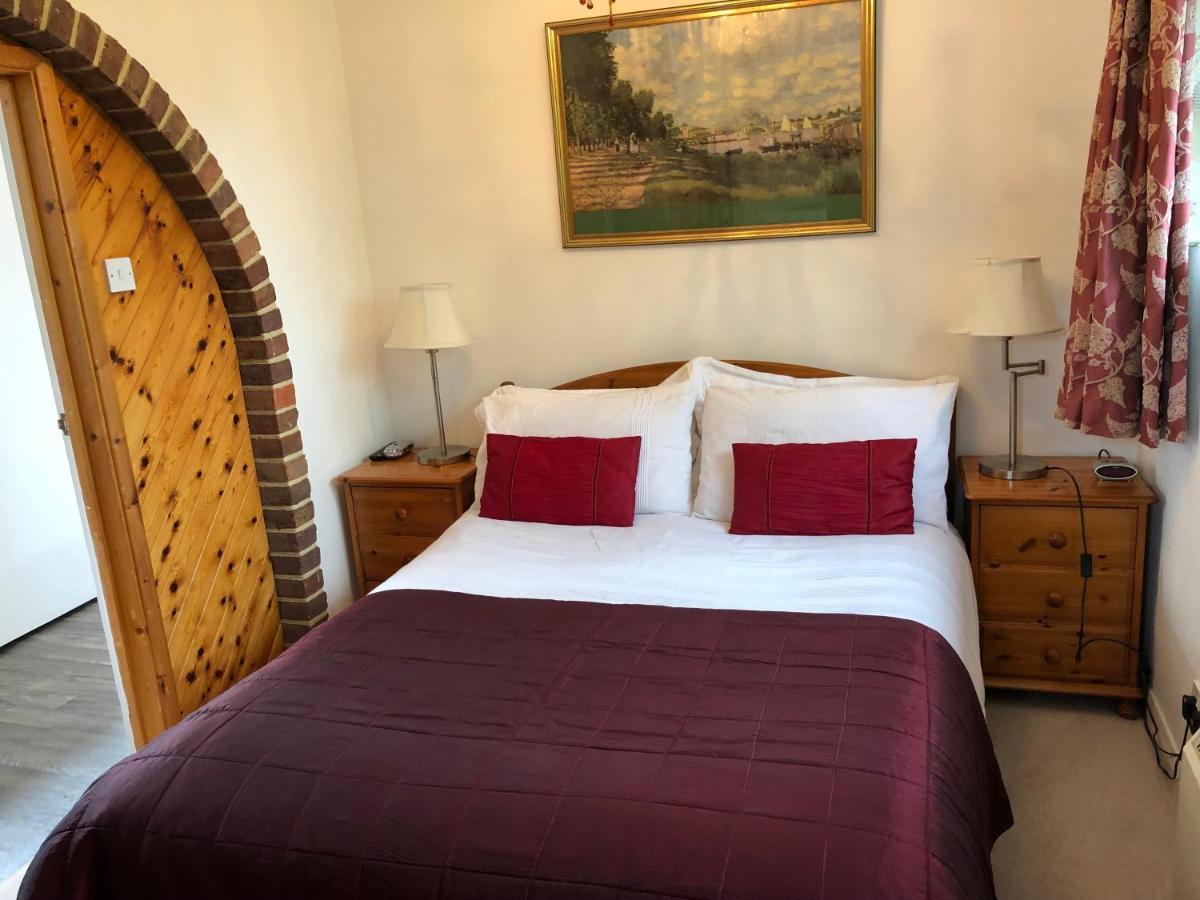 Tovey Lodge Hassocks ภายนอก รูปภาพ