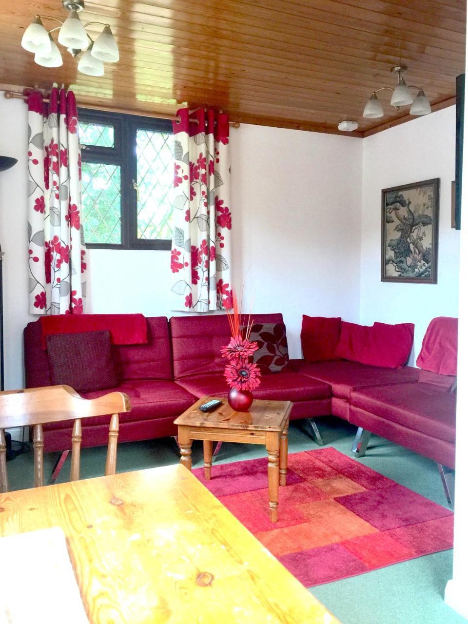 Tovey Lodge Hassocks ภายนอก รูปภาพ